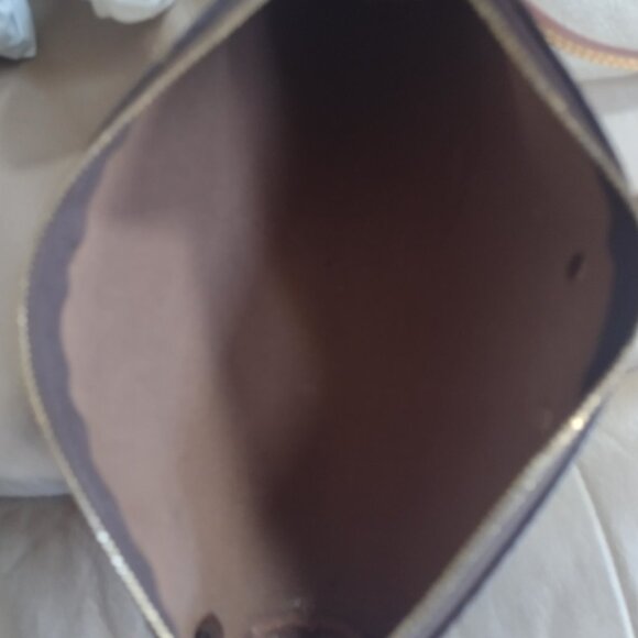 💯% Authentic Louis Vuitton Eva monogram Canvas Crossbody💫 bag - Picture 5 of 15